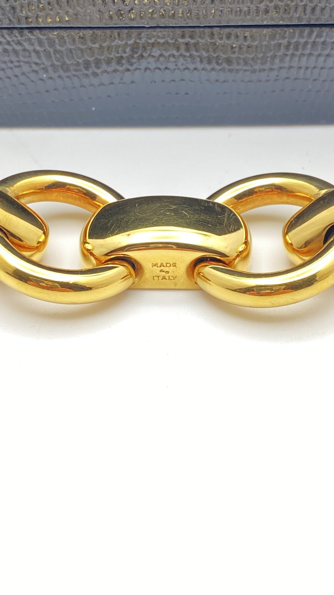 CELINE VINTAGE BOLD GOLD CHAIN BRACELET: L’ESSENZA DEGLI ANNI ’90. - immagine 13