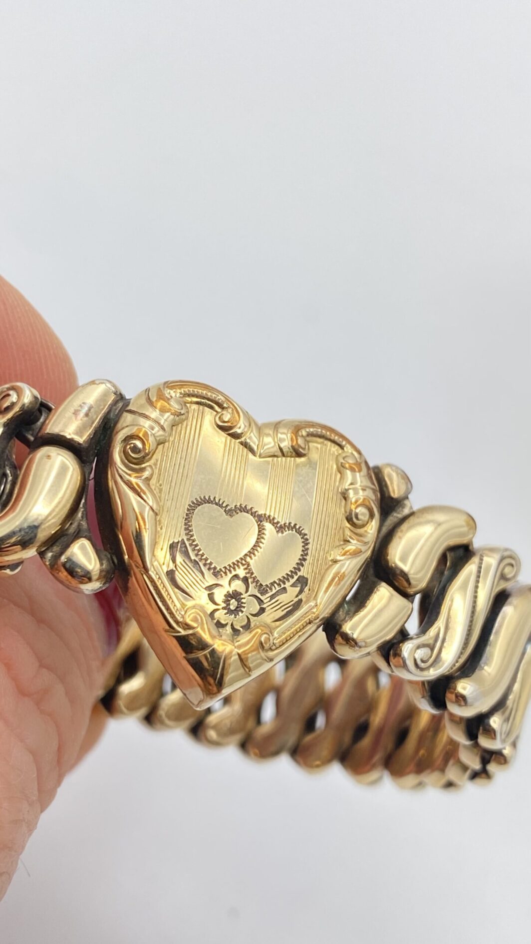 SWEETHEART BRACELET: FIRMATO PHOENIX SPEIDEL, IN PINCHBECK, IL BRACCIALE DELL’AMORE ETERNO DEI PRIMI ‘900, TRA STORIA E ROMANTICISMO. - immagine 7