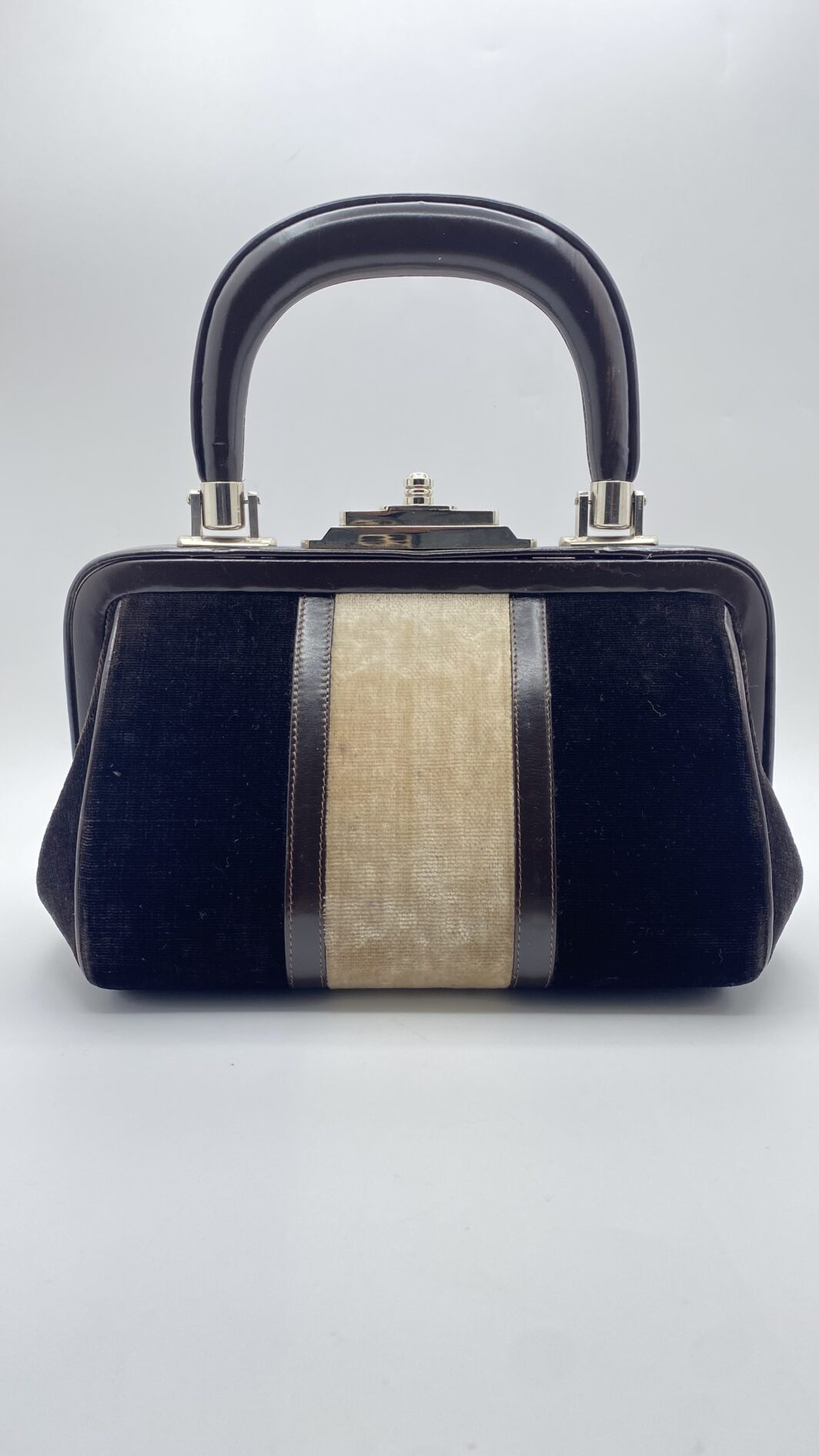 BORSA VINTAGE “BAGONGHI” BY ROBERTA DI CAMERINO. LO STATUS SYMBOL DEGLI ANNI ‘50-‘60. IN CONDIZIONI PERFETTE. - immagine 4